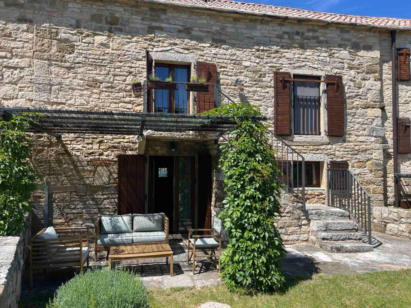 Villas Martincici With Large Pool Groznjan Exterior photo